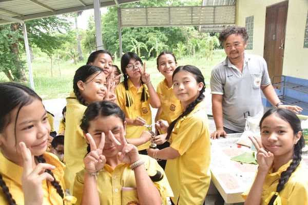 โรงเรียนปรีชานุศาสน์